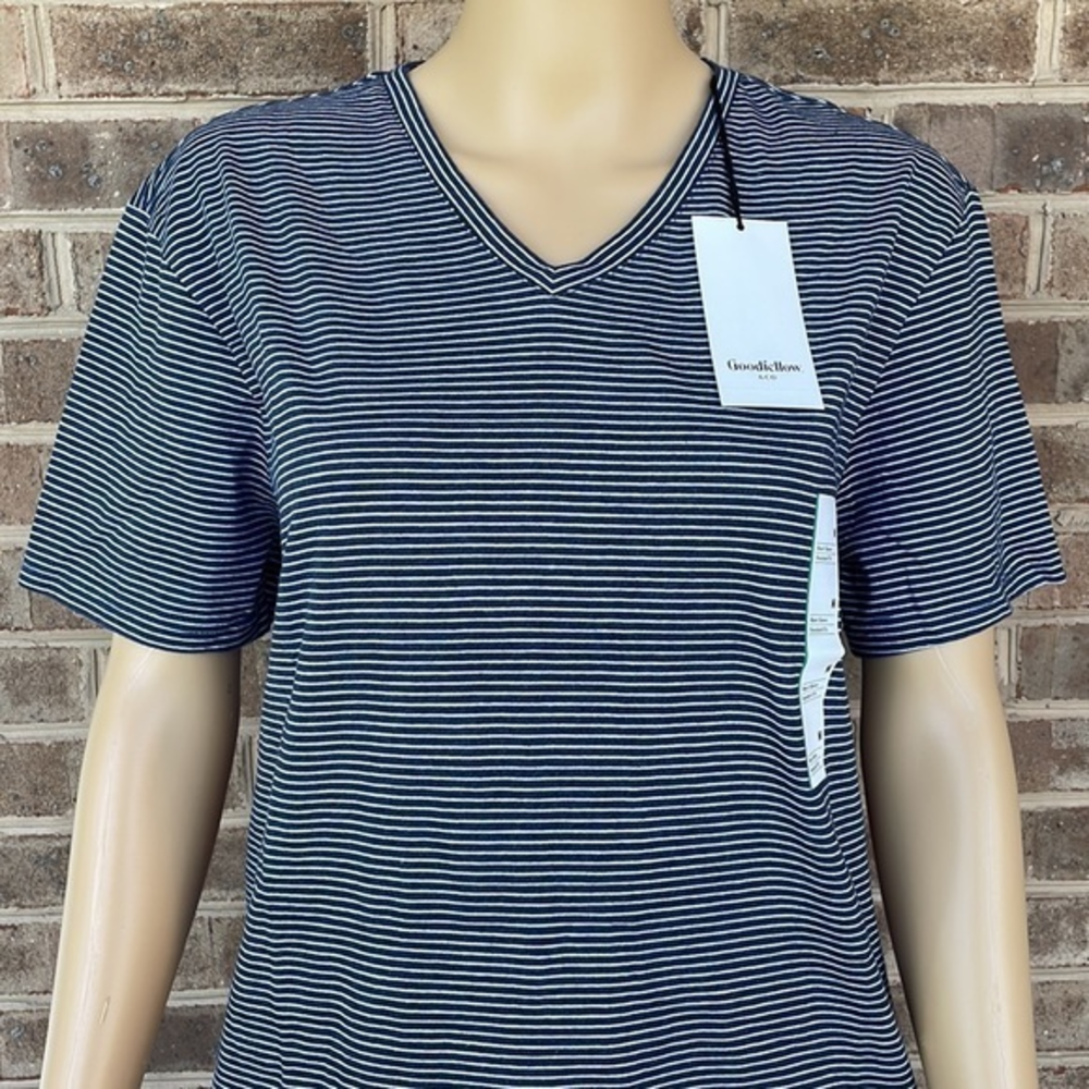Goodfellow & Co Women’s Short Sleeve V-Neck Striped‎ Tee T-Shirt - Medium